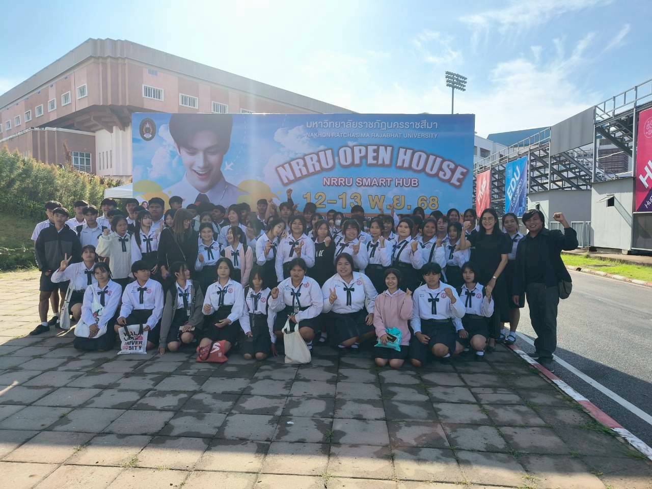 LINE_ALBUM_peid ban mrph.nm  _ mthr.xisan_251114_31.jpg